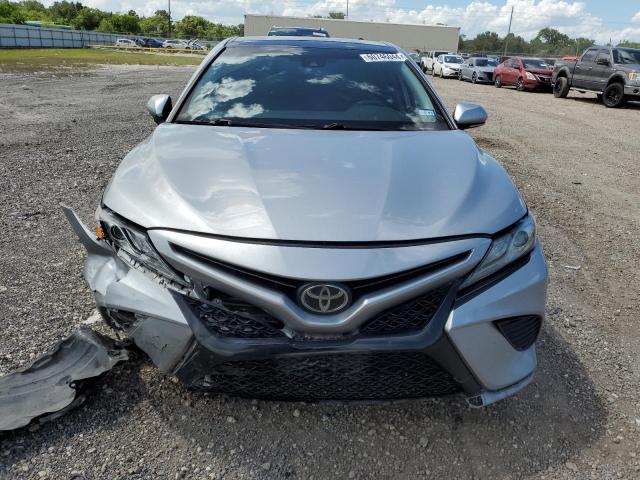 Photo 4 VIN: 4T1B61HK0KU264846 - TOYOTA CAMRY XSE 