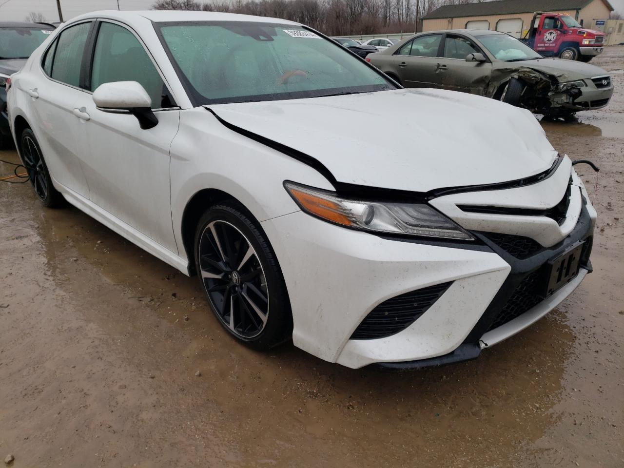 Photo 3 VIN: 4T1B61HK0KU297765 - TOYOTA CAMRY 