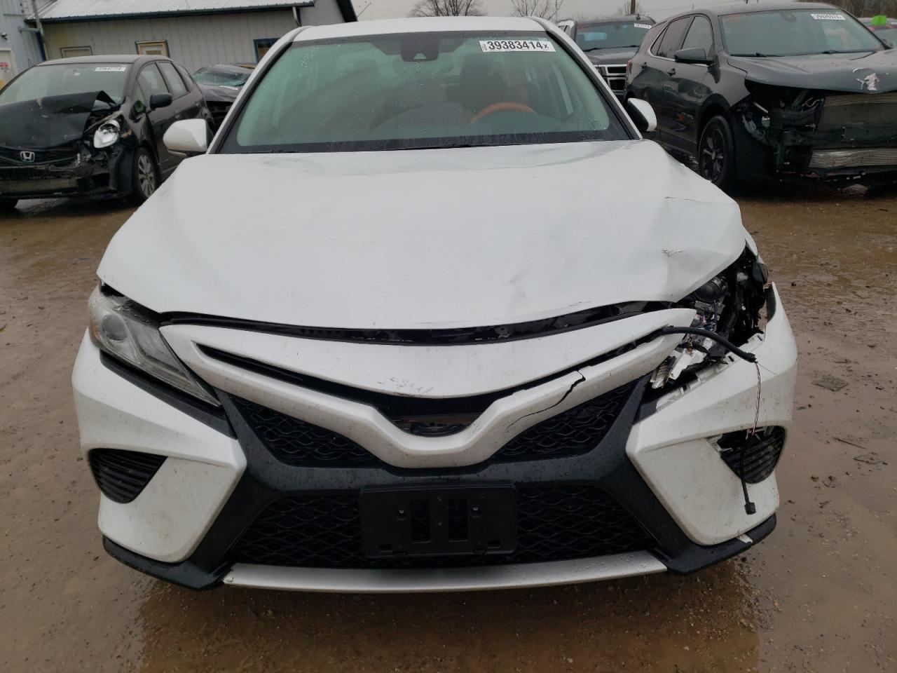 Photo 4 VIN: 4T1B61HK0KU297765 - TOYOTA CAMRY 