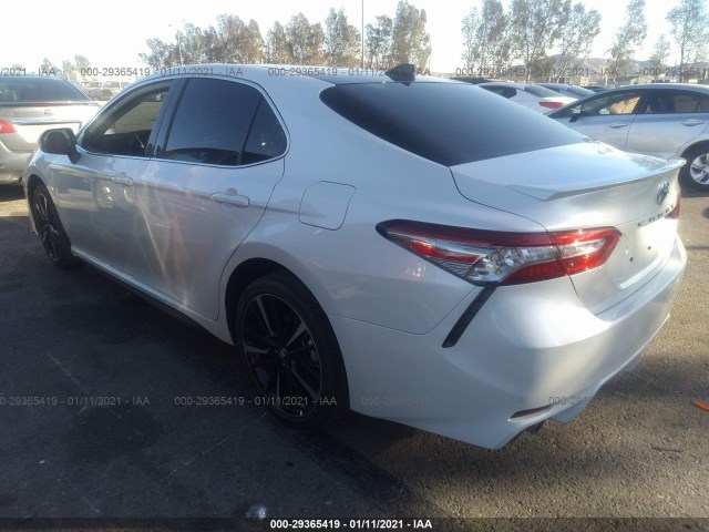 Photo 2 VIN: 4T1B61HK0KU764778 - TOYOTA CAMRY 