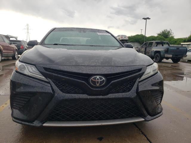 Photo 4 VIN: 4T1B61HK0KU770645 - TOYOTA CAMRY XSE 