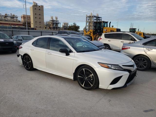 Photo 3 VIN: 4T1B61HK0KU771407 - TOYOTA CAMRY 