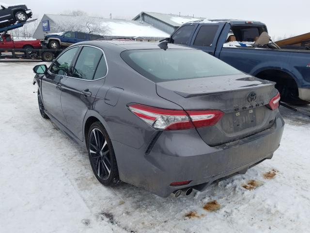 Photo 2 VIN: 4T1B61HK0KU818922 - TOYOTA CAMRY XSE 