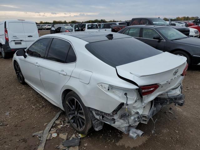 Photo 2 VIN: 4T1B61HK1JU003451 - TOYOTA CAMRY XSE 