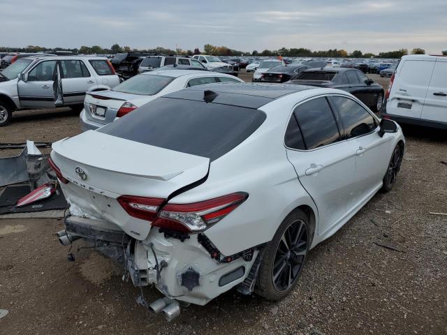 Photo 3 VIN: 4T1B61HK1JU003451 - TOYOTA CAMRY XSE 