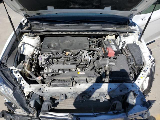 Photo 10 VIN: 4T1B61HK1JU038619 - TOYOTA CAMRY 