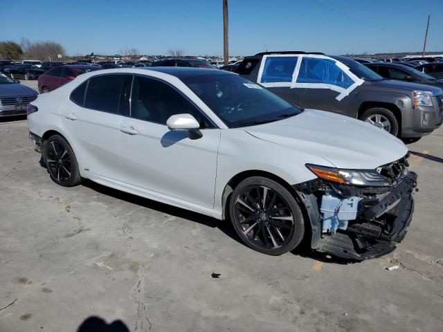 Photo 3 VIN: 4T1B61HK1JU038619 - TOYOTA CAMRY 