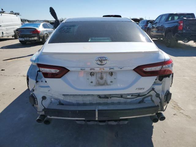 Photo 5 VIN: 4T1B61HK1JU038619 - TOYOTA CAMRY 