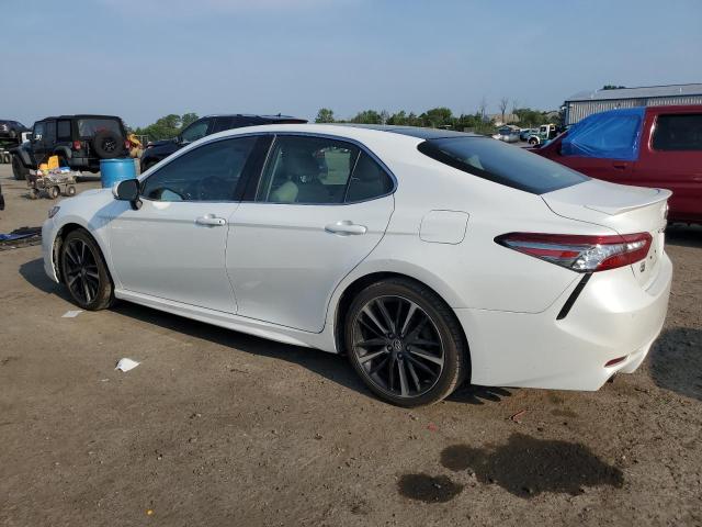 Photo 1 VIN: 4T1B61HK1JU047367 - TOYOTA CAMRY XSE 