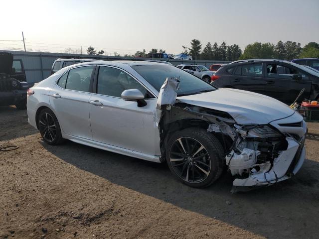 Photo 3 VIN: 4T1B61HK1JU047367 - TOYOTA CAMRY XSE 