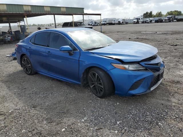 Photo 3 VIN: 4T1B61HK1JU060863 - TOYOTA CAMRY 