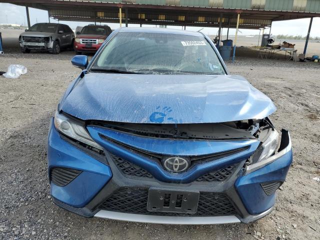 Photo 4 VIN: 4T1B61HK1JU060863 - TOYOTA CAMRY 