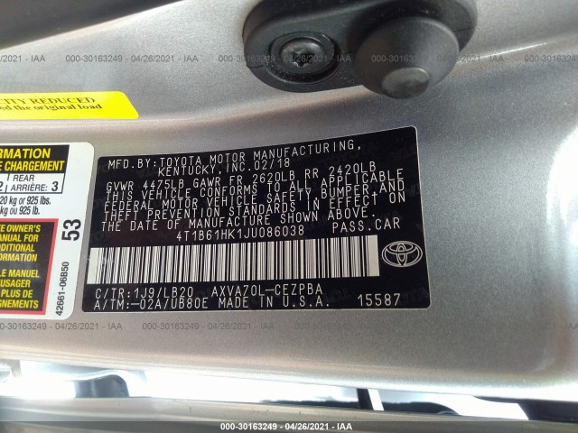 Photo 8 VIN: 4T1B61HK1JU086038 - TOYOTA CAMRY 