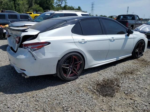 Photo 2 VIN: 4T1B61HK1JU086055 - TOYOTA CAMRY XSE 