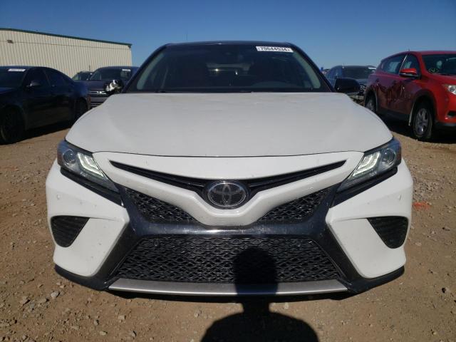 Photo 4 VIN: 4T1B61HK1JU109415 - TOYOTA CAMRY XSE 