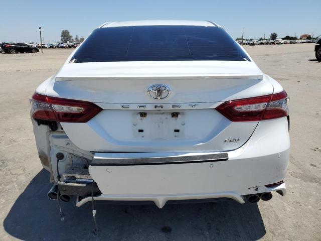 Photo 5 VIN: 4T1B61HK1JU128725 - TOYOTA CAMRY 