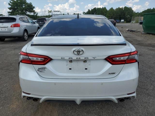 Photo 5 VIN: 4T1B61HK1JU139224 - TOYOTA CAMRY 