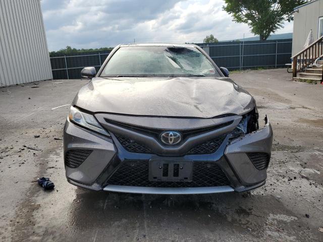 Photo 4 VIN: 4T1B61HK1JU506963 - TOYOTA CAMRY XSE 