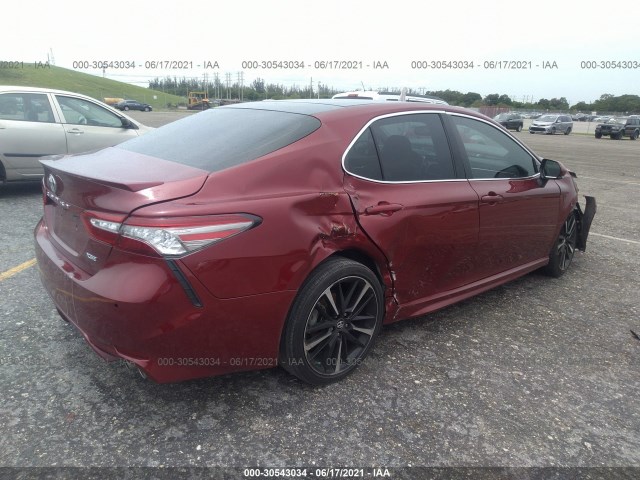 Photo 3 VIN: 4T1B61HK1JU509040 - TOYOTA CAMRY 