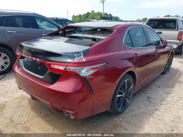 Photo 3 VIN: 4T1B61HK1JU668818 - TOYOTA CAMRY 