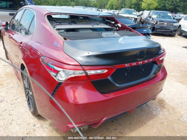 Photo 5 VIN: 4T1B61HK1JU668818 - TOYOTA CAMRY 