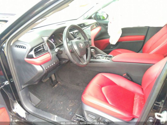 Photo 4 VIN: 4T1B61HK1KU297113 - TOYOTA CAMRY 