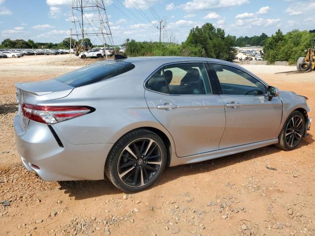 Photo 2 VIN: 4T1B61HK1KU708736 - TOYOTA CAMRY XSE 