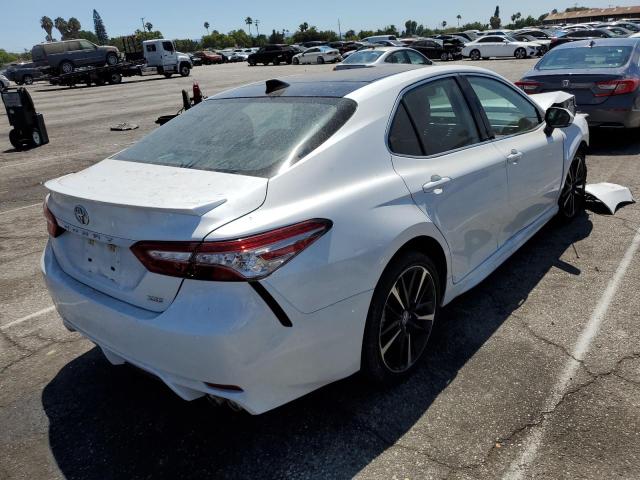 Photo 3 VIN: 4T1B61HK1KU734723 - TOYOTA CAMRY XSE 