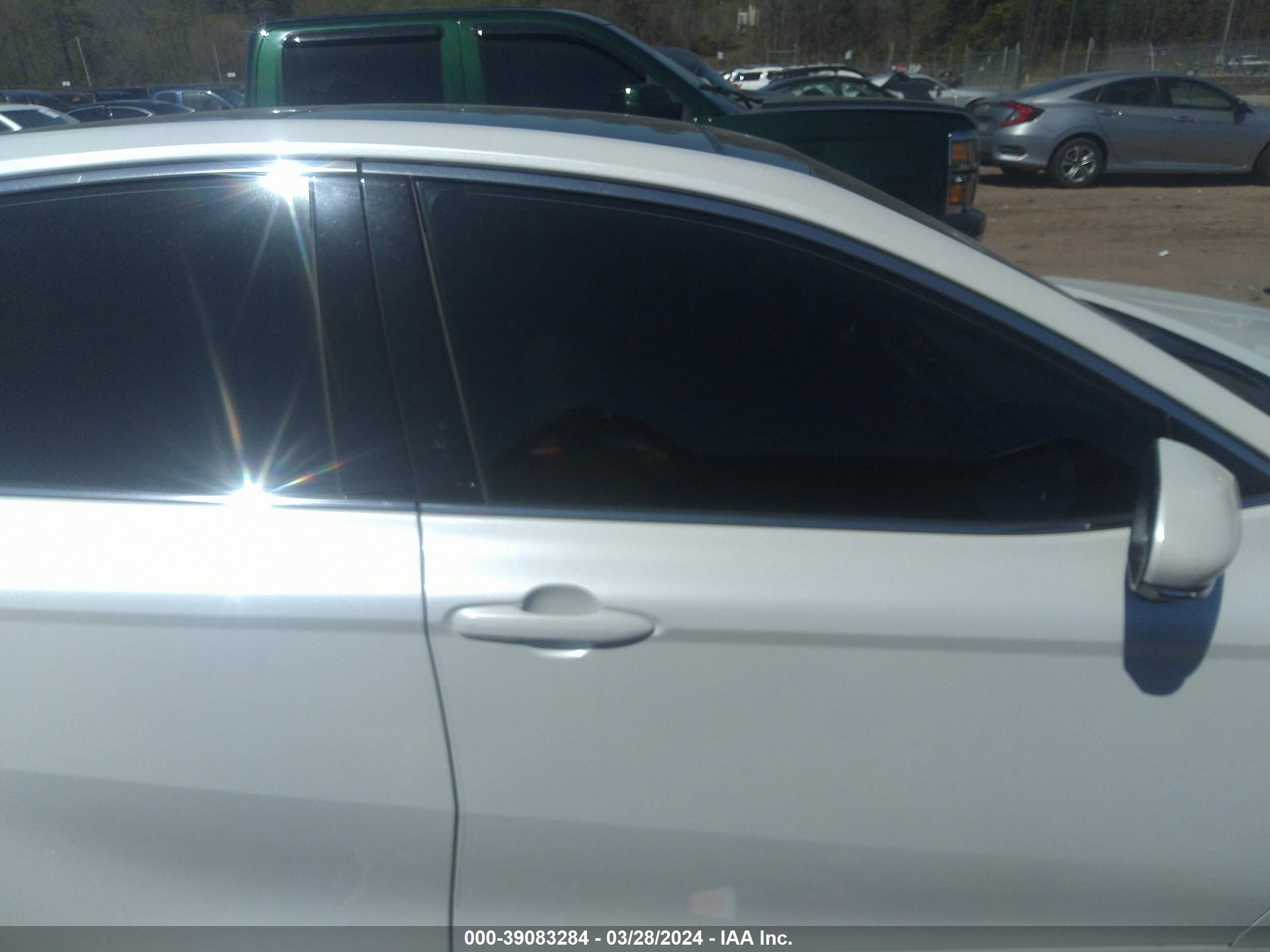 Photo 12 VIN: 4T1B61HK1KU791228 - TOYOTA CAMRY 