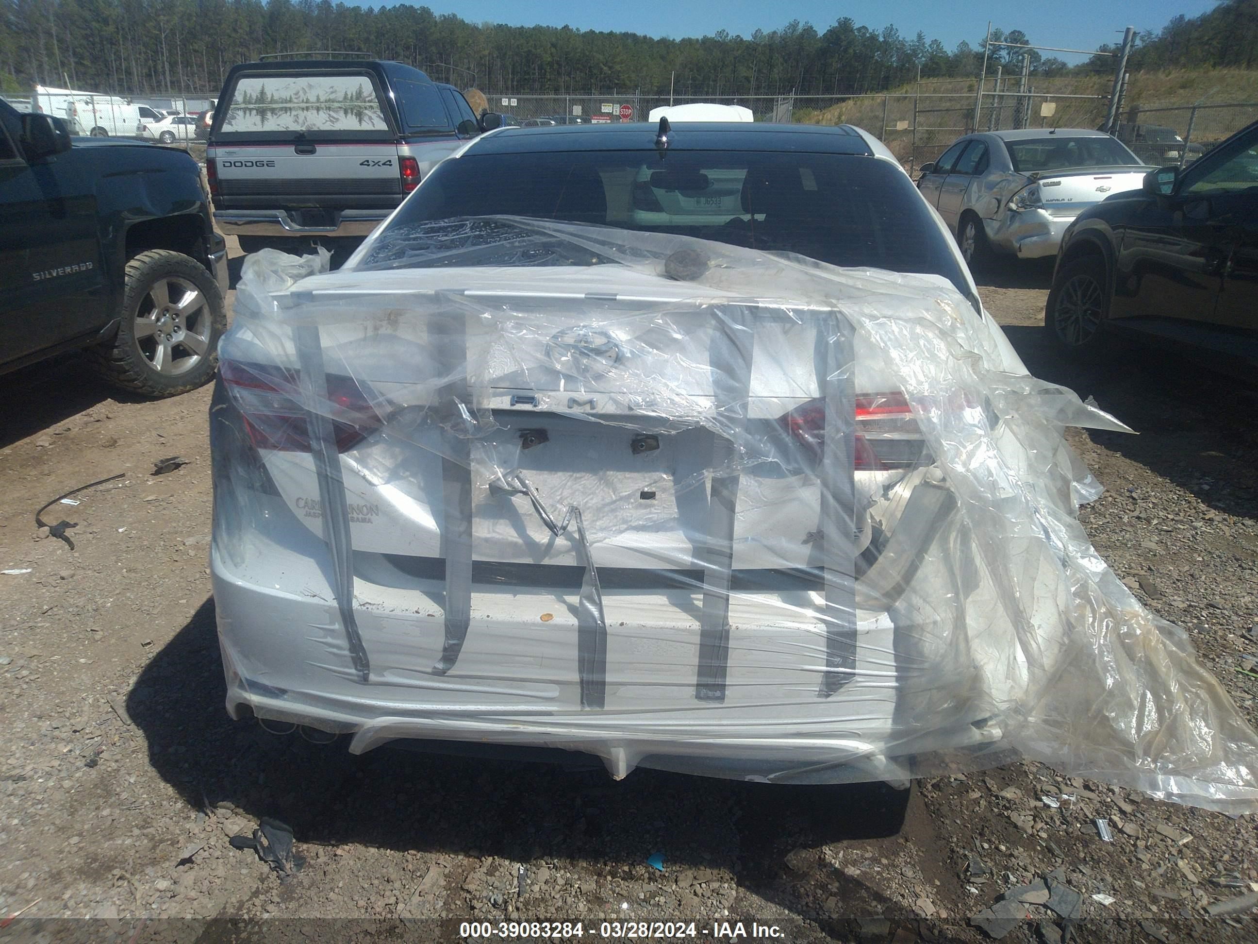 Photo 15 VIN: 4T1B61HK1KU791228 - TOYOTA CAMRY 