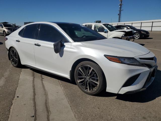 Photo 3 VIN: 4T1B61HK1KU793741 - TOYOTA CAMRY 