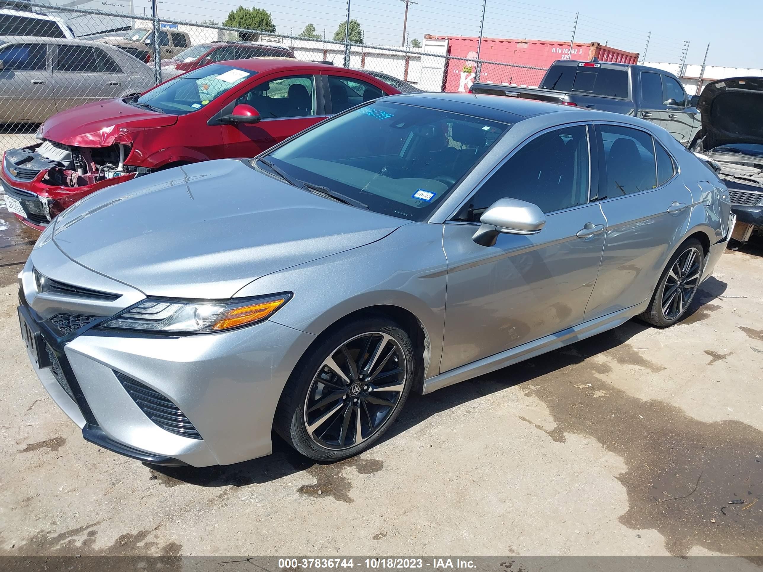 Photo 1 VIN: 4T1B61HK1KU805595 - TOYOTA CAMRY 