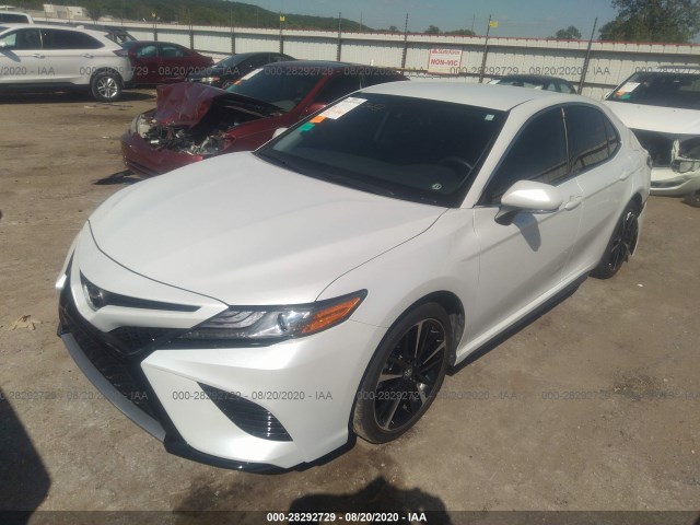 Photo 1 VIN: 4T1B61HK1KU851735 - TOYOTA CAMRY 