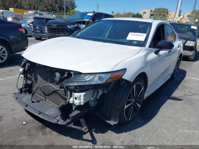 Photo 1 VIN: 4T1B61HK2JU073914 - TOYOTA CAMRY 