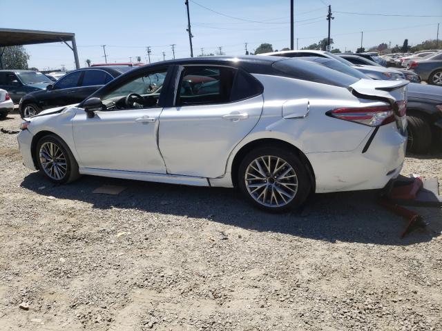 Photo 8 VIN: 4T1B61HK2JU074755 - TOYOTA CAMRY 