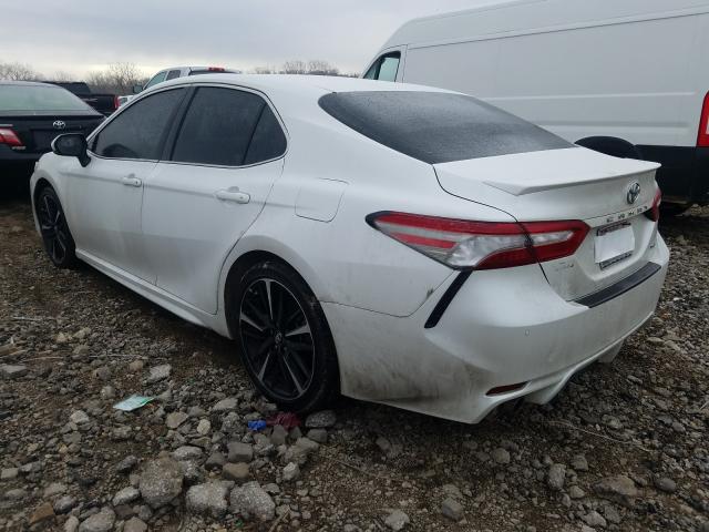 Photo 2 VIN: 4T1B61HK2JU099574 - TOYOTA CAMRY XSE 