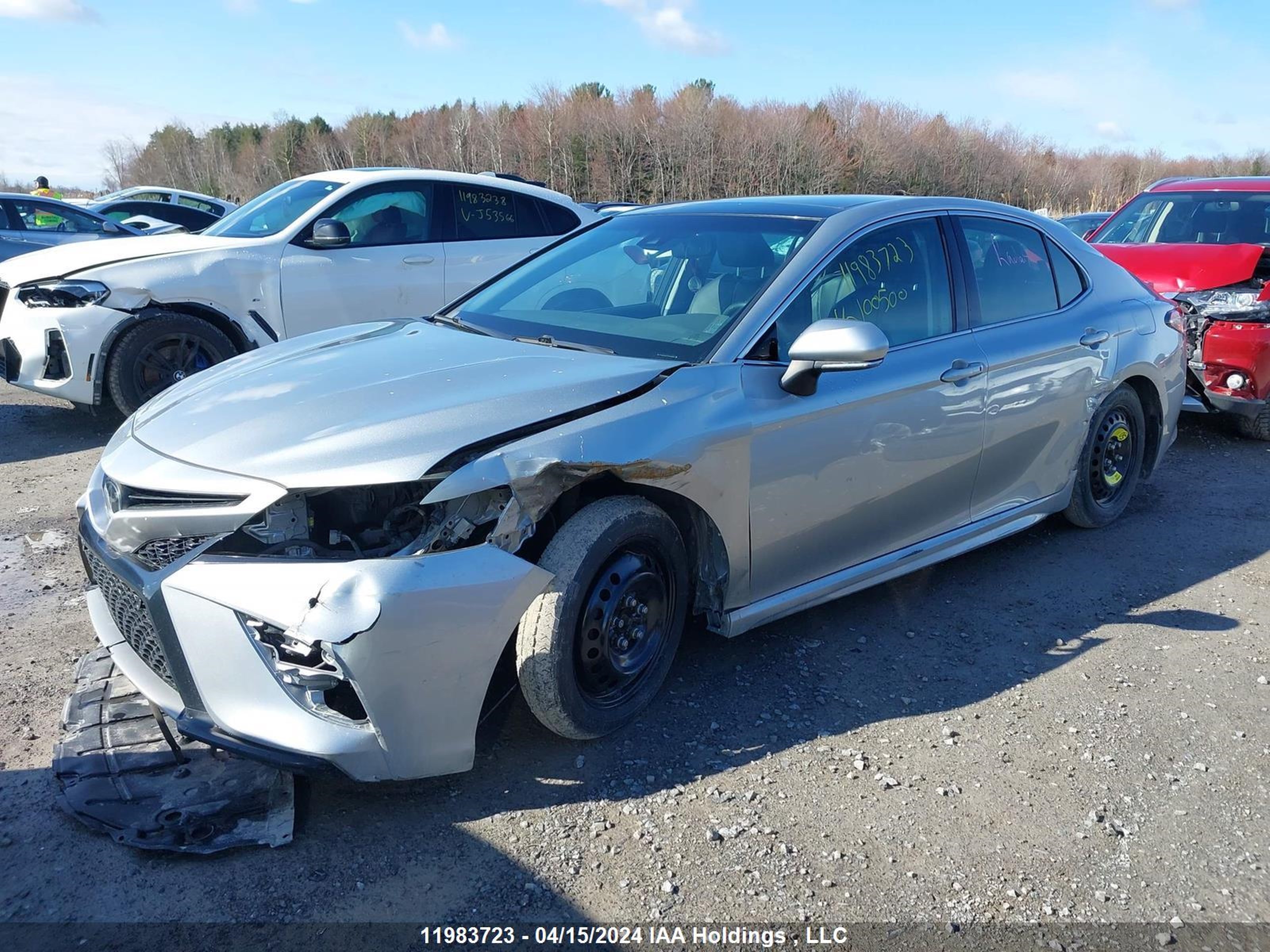 Photo 1 VIN: 4T1B61HK2JU100500 - TOYOTA CAMRY 