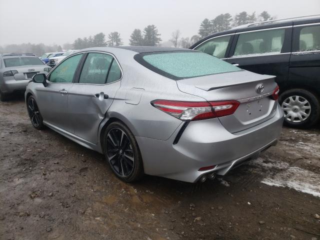 Photo 2 VIN: 4T1B61HK2JU104207 - TOYOTA CAMRY XSE 