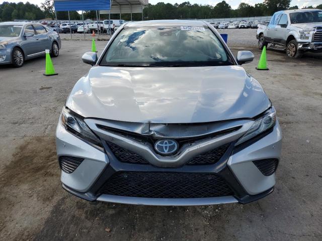 Photo 4 VIN: 4T1B61HK2JU122822 - TOYOTA CAMRY XSE 