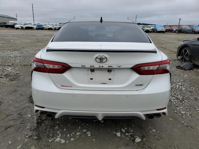 Photo 5 VIN: 4T1B61HK2JU143072 - TOYOTA CAMRY XSE 