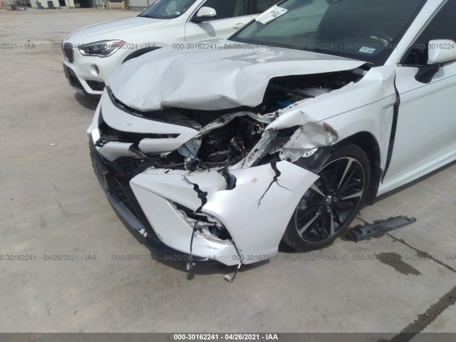 Photo 5 VIN: 4T1B61HK2JU155559 - TOYOTA CAMRY 