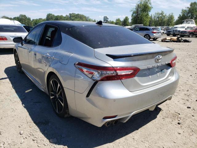 Photo 2 VIN: 4T1B61HK2JU155822 - TOYOTA CAMRY XSE 