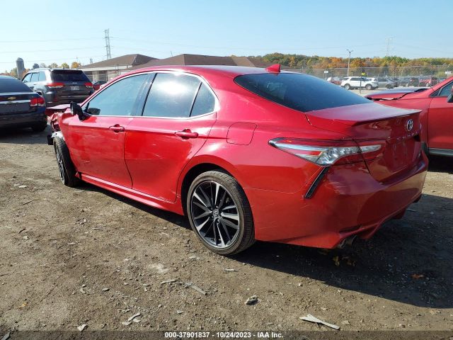 Photo 2 VIN: 4T1B61HK2KU175912 - TOYOTA CAMRY 