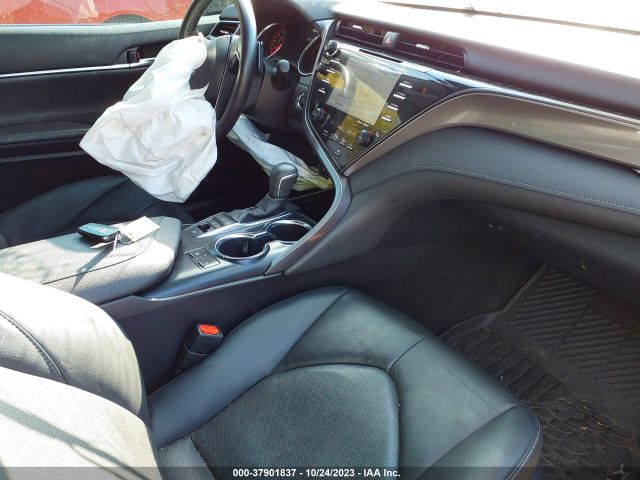 Photo 4 VIN: 4T1B61HK2KU175912 - TOYOTA CAMRY 