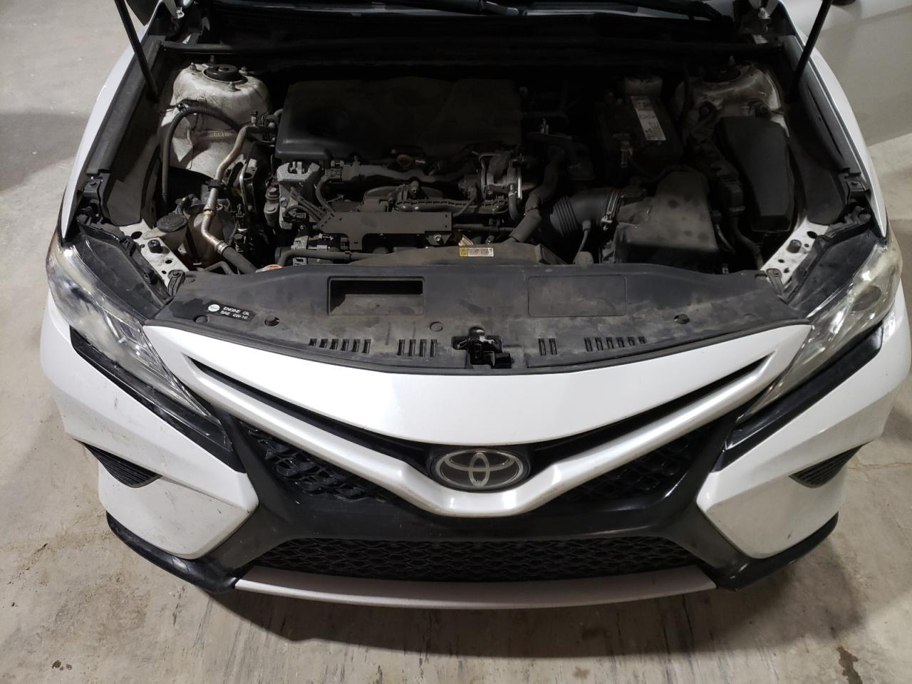 Photo 10 VIN: 4T1B61HK2KU241889 - TOYOTA CAMRY 