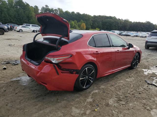 Photo 2 VIN: 4T1B61HK2KU242914 - TOYOTA CAMRY XSE 