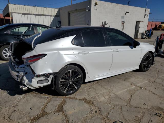 Photo 1 VIN: 4T1B61HK2KU252438 - TOYOTA CAMRY XSE 