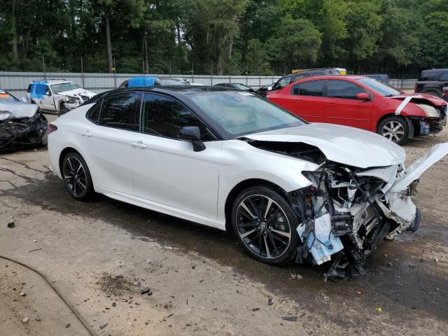 Photo 3 VIN: 4T1B61HK2KU260877 - TOYOTA CAMRY XSE 