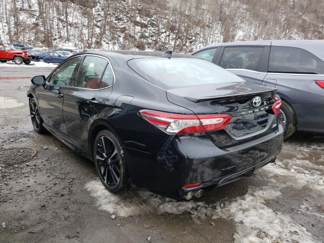 Photo 2 VIN: 4T1B61HK2KU802284 - TOYOTA CAMRY 