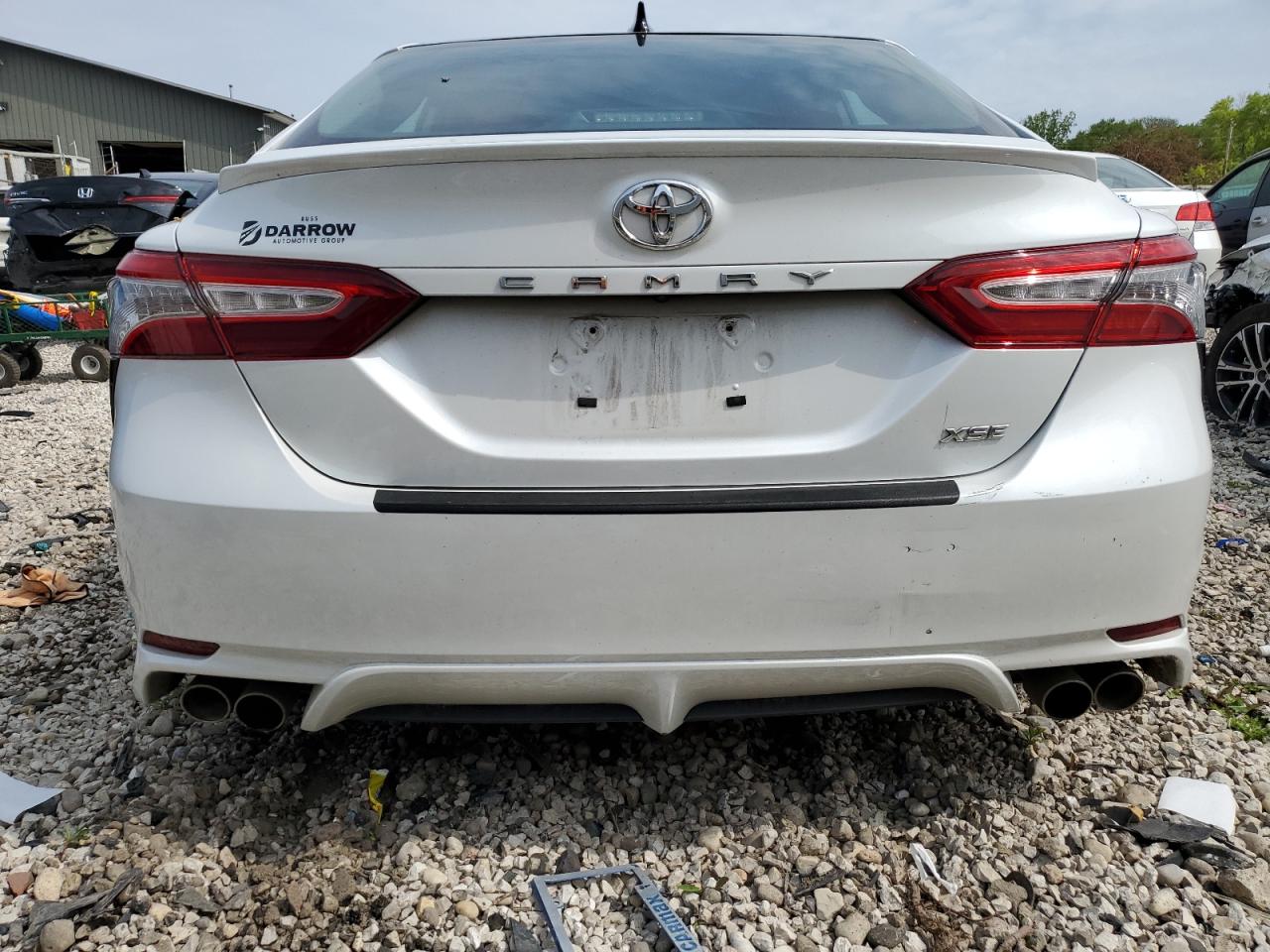 Photo 5 VIN: 4T1B61HK2KU811017 - TOYOTA CAMRY 